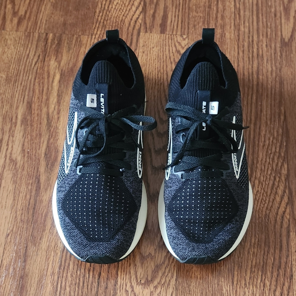 Brooks Black and White Levitate Sneakers - Picture 3 of 5